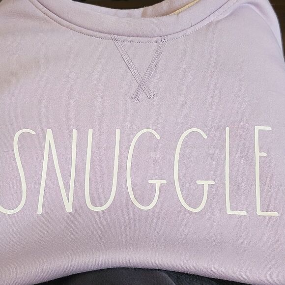 Rae Dunn Lavender Long Sleeve Sweatshirt, SNUGGLE Logo, Soft Fuzzy Insude, M - Picture 6 of 8